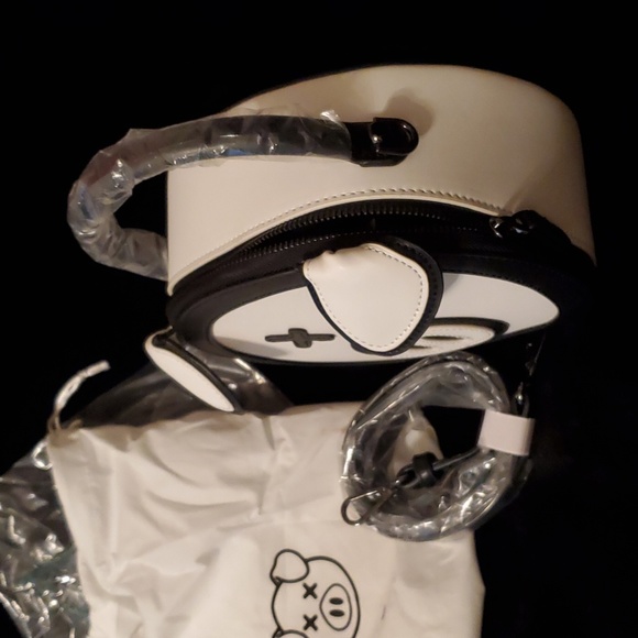 Jeffree Star Pig Purse - Picture 5 of 5